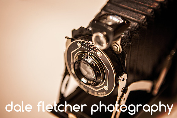 8704 Old Camera