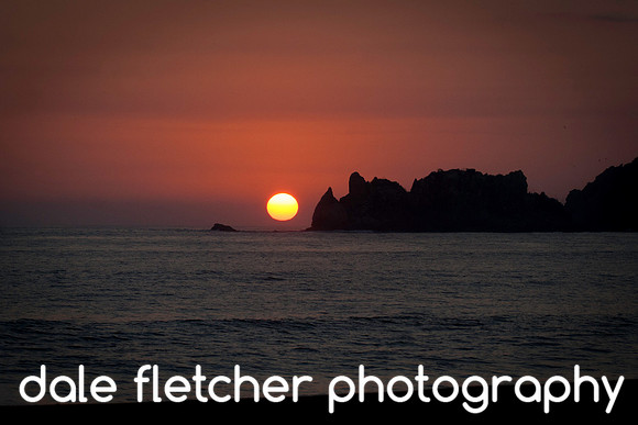 7323 Sun Over The Rocks